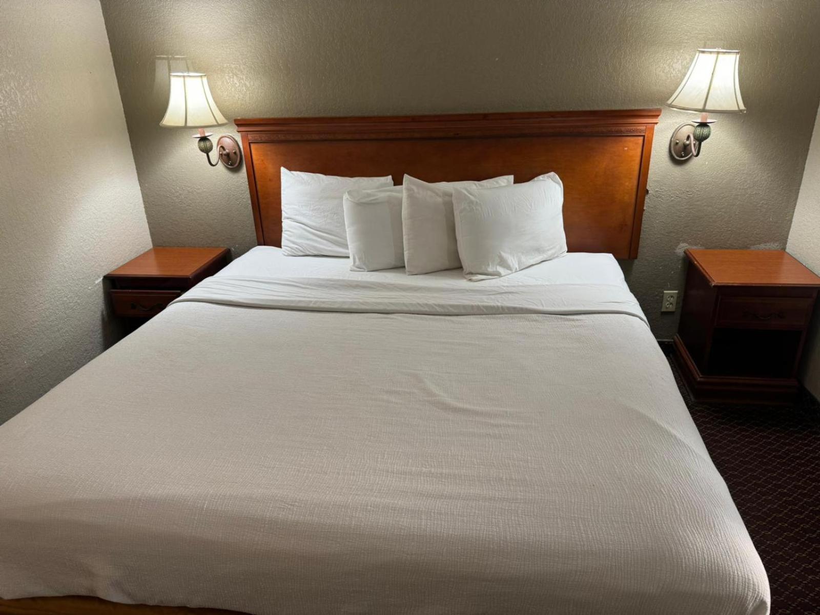 Rodeway Inn & Suites South Of Fiesta Park San Antonio Bagian luar foto